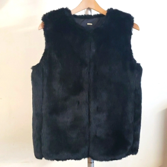 ALDO Faux Fur Vest - Black - Picture 2 of 9